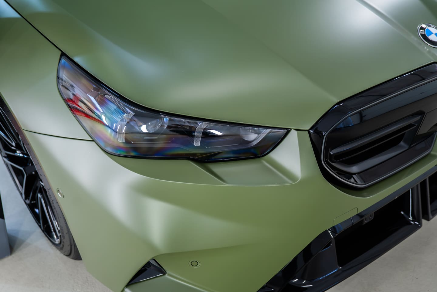 BMW M5 v matnej PPF fólii CarPro Immortal, fotografia 8